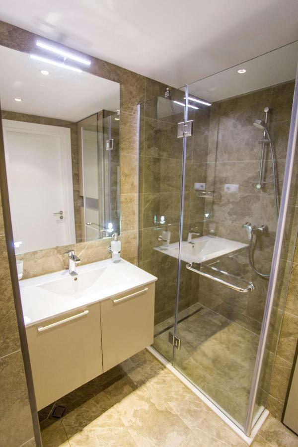 Lamazi View Apartment バトゥーミ エクステリア 写真